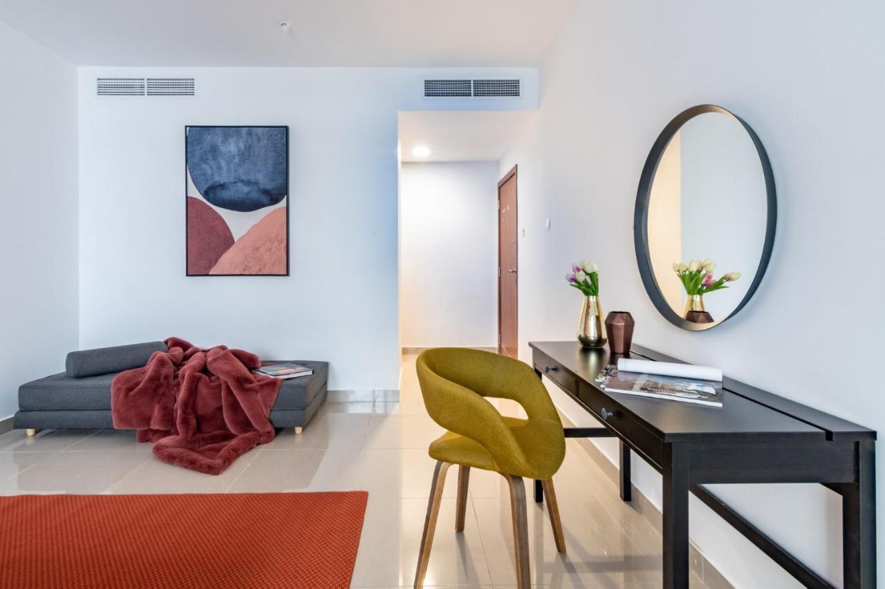 The Smart Concierge - Plaza Residences Dubaj Kültér fotó